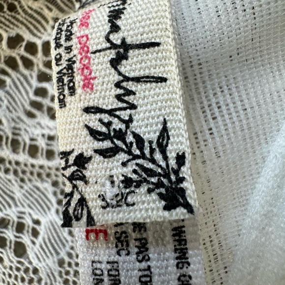 Free people white front clasp lace bra 32C - Picture 4 of 4